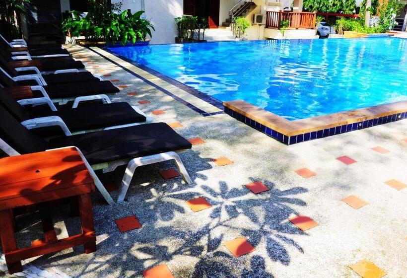 Alina Grande Hotel & Resort