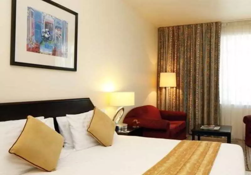 Avari Hotel Apartments Al Barsha