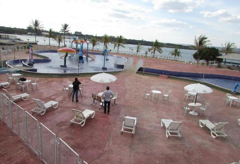 Bay Park Hotel Resort