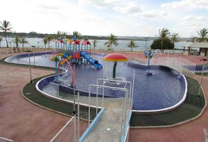 Bay Park Hotel Resort