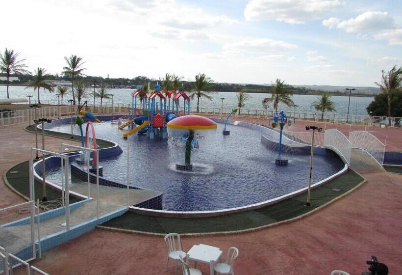 Bay Park Hotel Resort