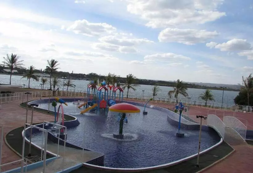 Bay Park Hotel Resort