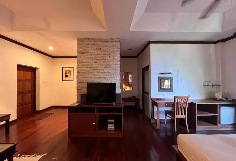 Green Papaya Beach Resort, Koh Phangan