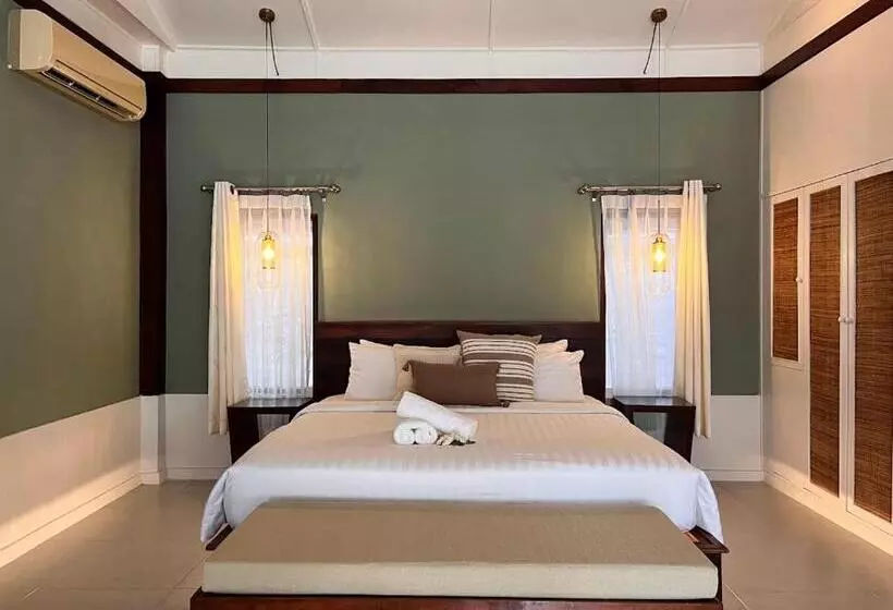 Green Papaya Beach Resort, Koh Phangan