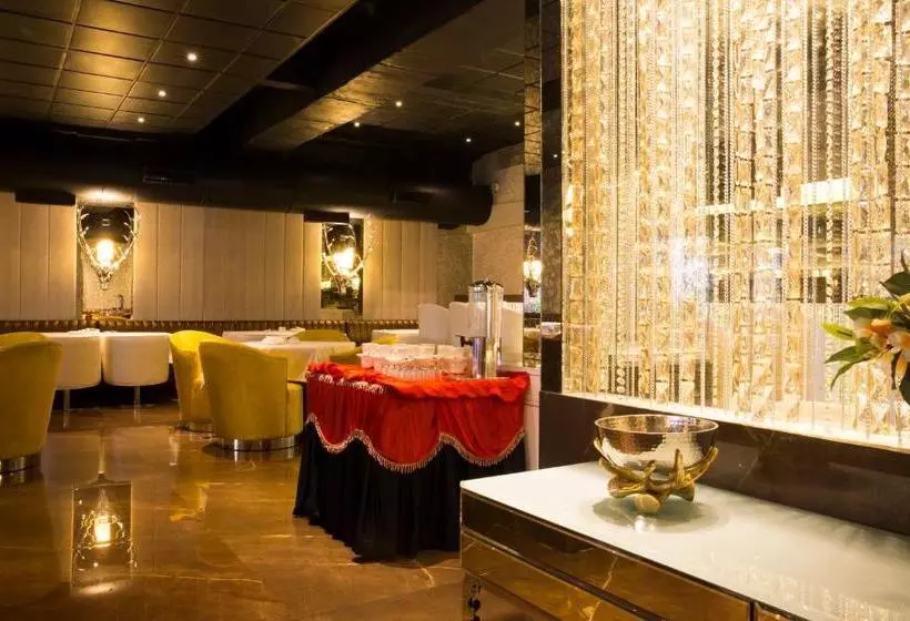 酒店 Airport Centre Point