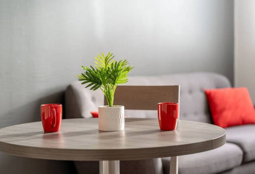 هتل Zenitude Hôtel Résidences Nantes Métropole