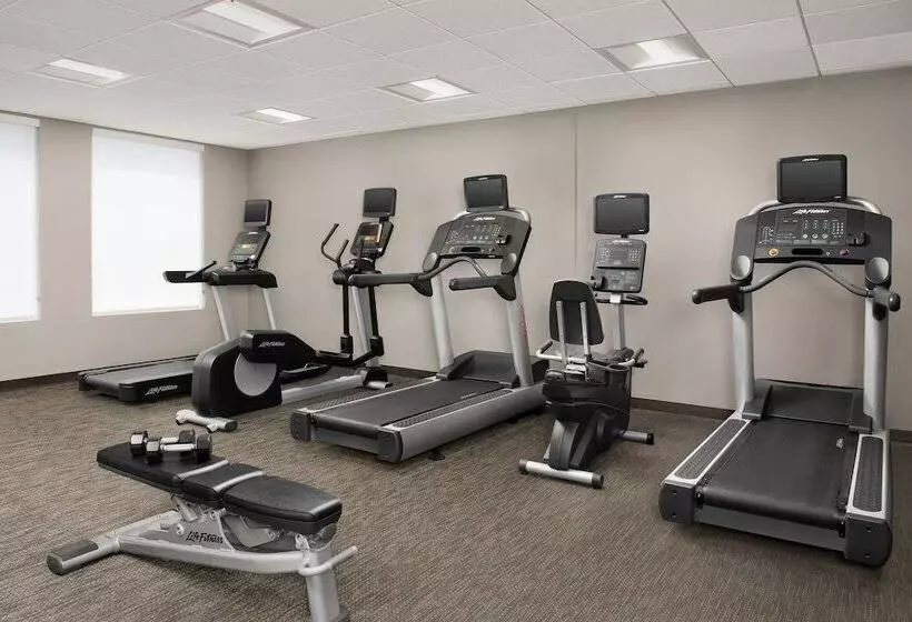 هتل Courtyard Jacksonville Flagler Center