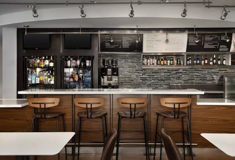 هتل Courtyard Jacksonville Flagler Center