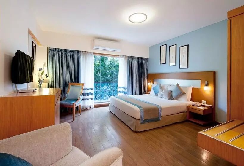 Grand Residency Hotel & Serviced Apartments