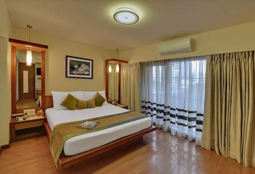 Grand Residency Hotel & Serviced Apartments
