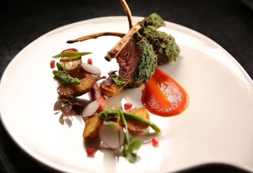 Hala Arjaan By Rotana, Deluxe Hotel Apartments