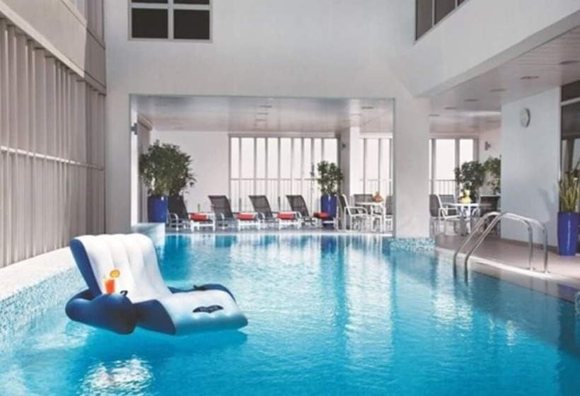 Hala Arjaan By Rotana, Deluxe Hotel Apartments