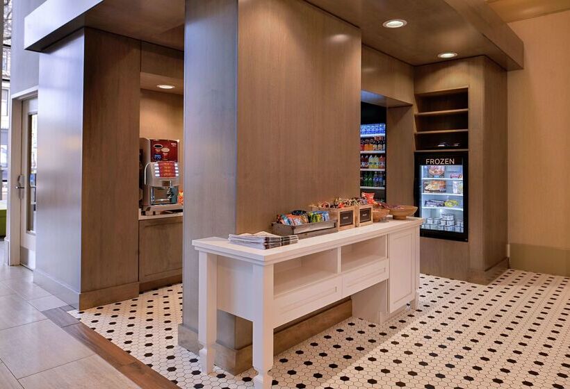 בית מלון כפרי Hilton Garden Inn Terre Haute