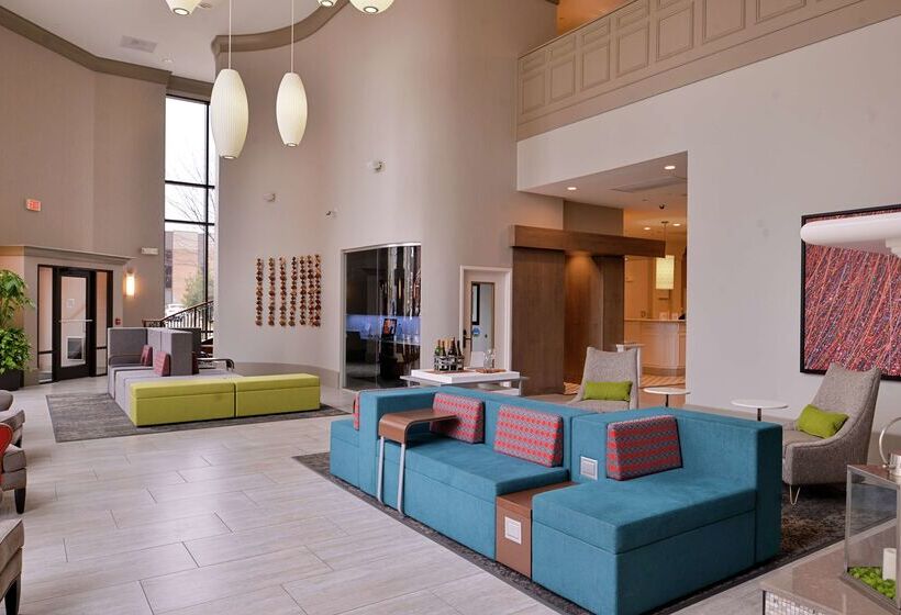 בית מלון כפרי Hilton Garden Inn Terre Haute