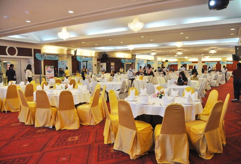 בית מלון כפרי Khon Kaen