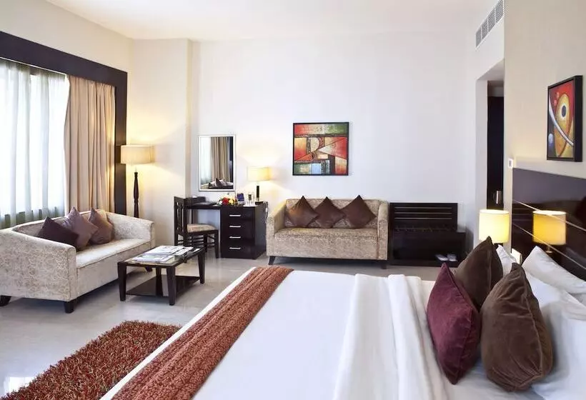 هتل Landmark Riqqa