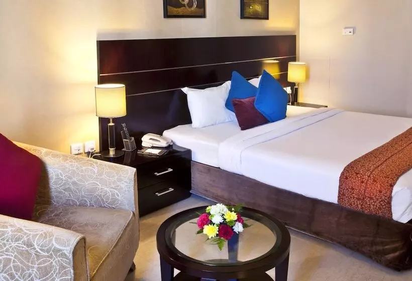 هتل Landmark Riqqa