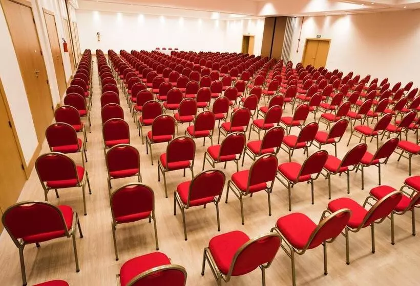 هتل Maitá Palace