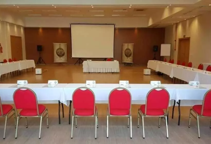 هتل Maitá Palace