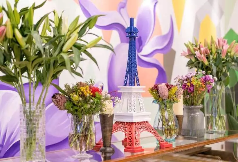 Отель Mercure Beijing Chang An West