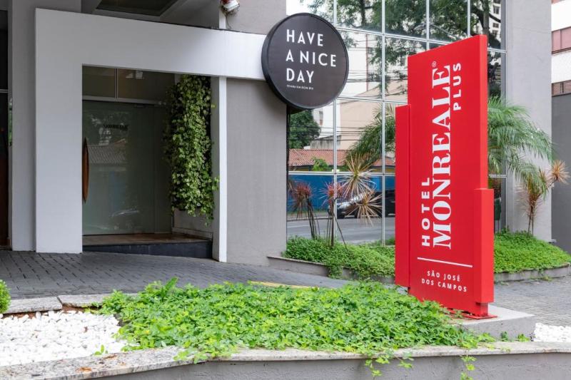 ホテル Monreale Plus Sao Jose Dos Campos