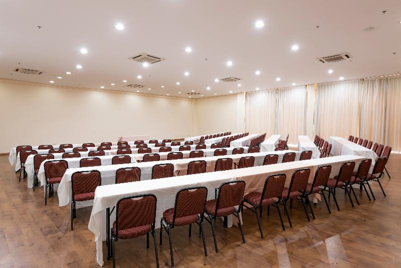 ホテル Monreale Plus Sao Jose Dos Campos