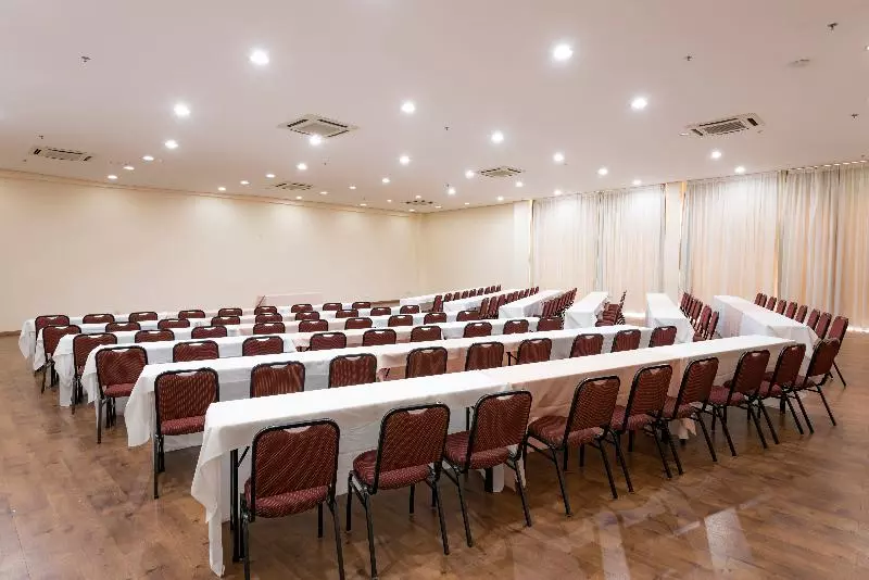 Hotel Monreale Plus Sao Jose Dos Campos