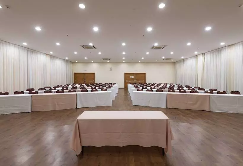 Hotel Monreale Plus Sao Jose Dos Campos