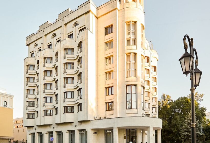 ホテル Oktyabrskaya