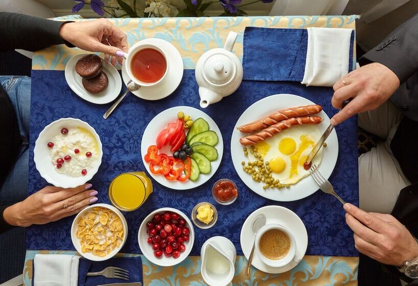 ホテル Oktyabrskaya