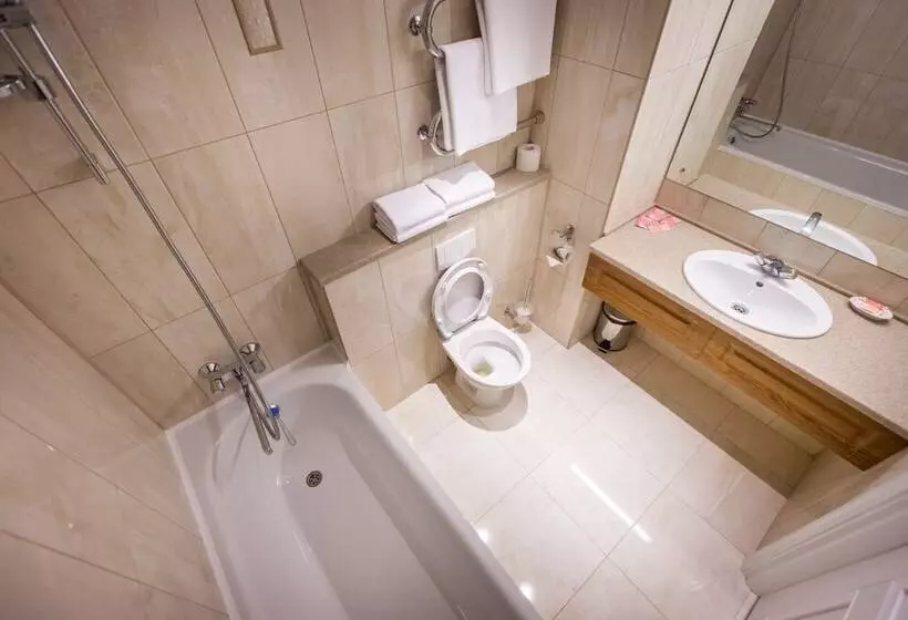 בית מלון כפרי Oktyabrskaya