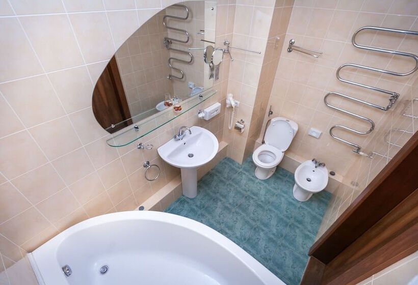 ホテル Oktyabrskaya