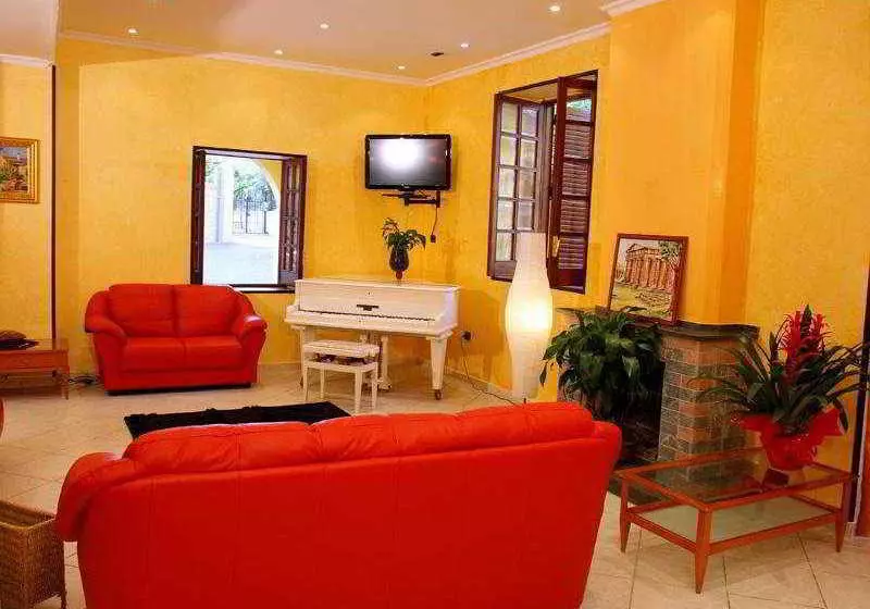 בית מלון כפרי Olimpia