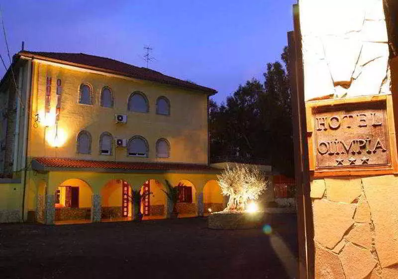 בית מלון כפרי Olimpia