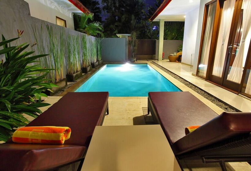 Puri Saron Hotel Seminyak