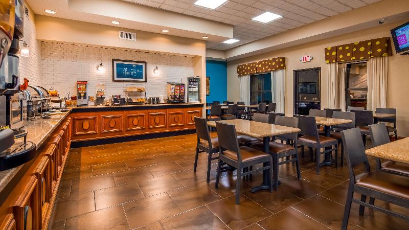 Sky Point Hotel & Suites   Atlanta Airport