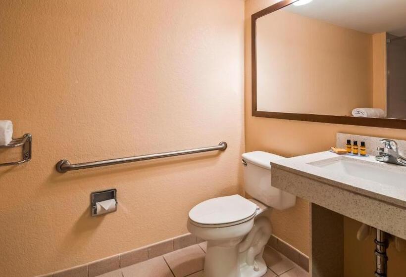 Sky Point Hotel & Suites   Atlanta Airport