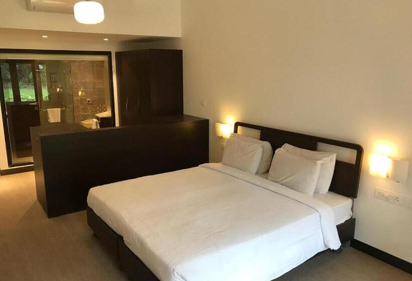 בית מלון כפרי Sunderban Resort & Spa