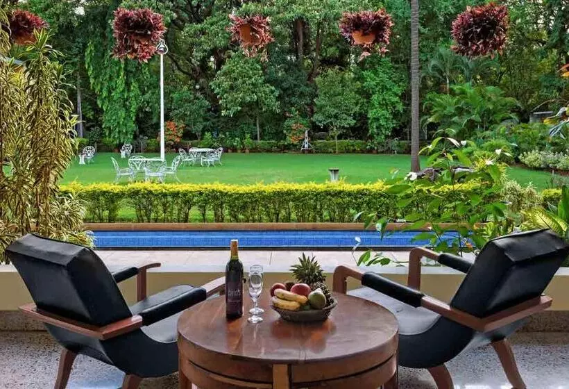 فندق Sunderban Resort & Spa