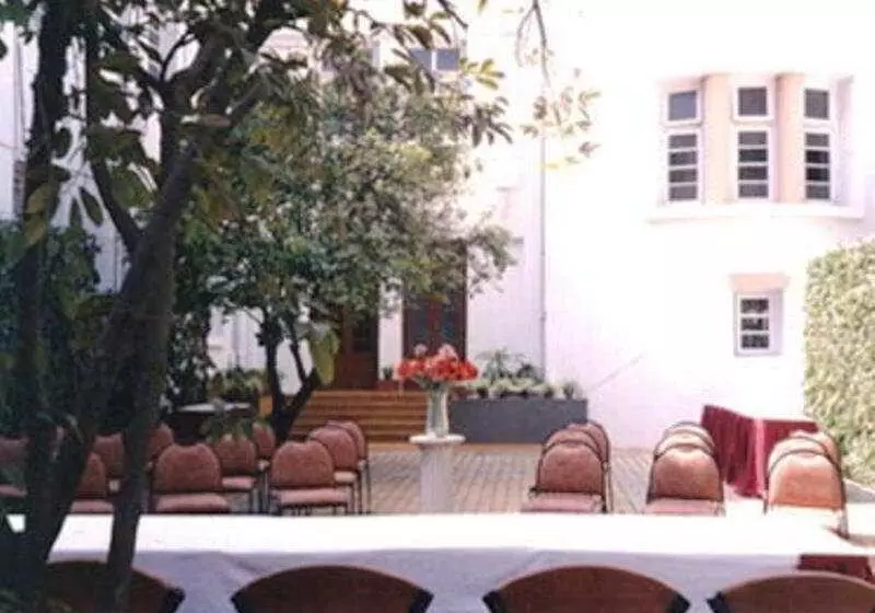 فندق Sunderban Resort & Spa