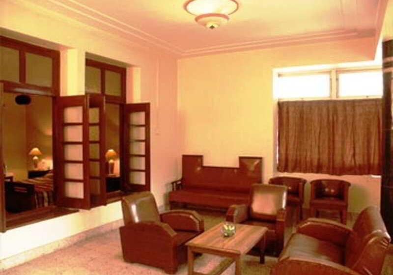 בית מלון כפרי Sunderban Resort & Spa