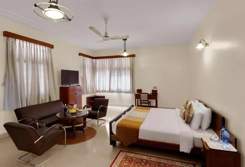 فندق Sunderban Resort & Spa