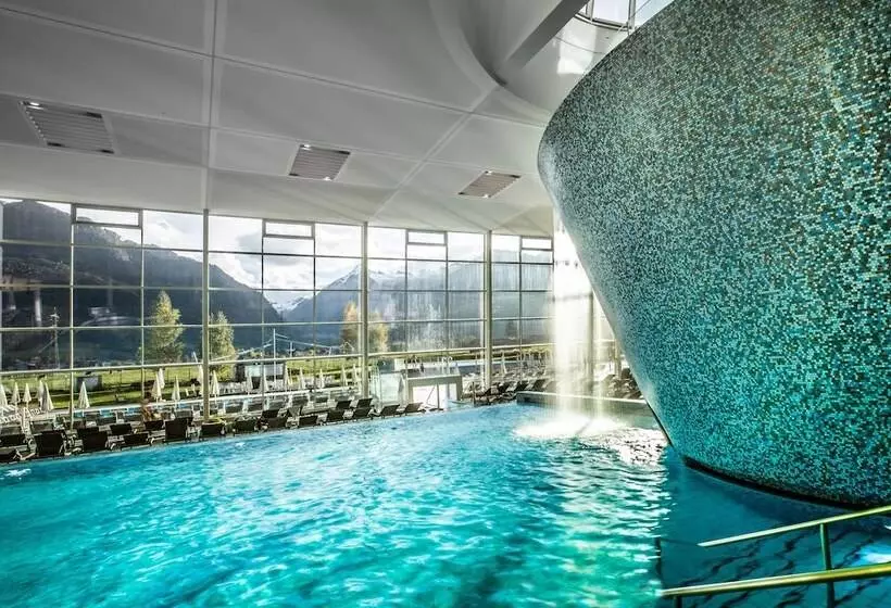 Tauern Spa Hotel & Therme