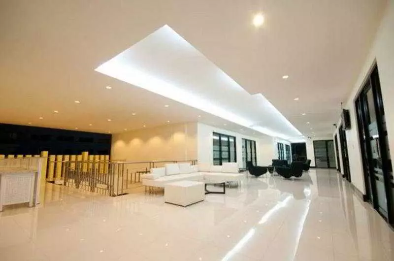 ホテル The Empire Nimman