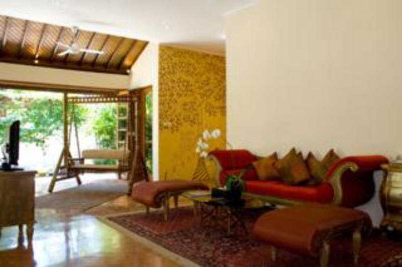 호텔 The Lotus Residence