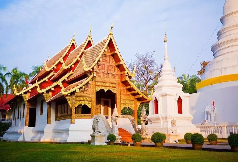 ホテル The Rim Chiang Mai