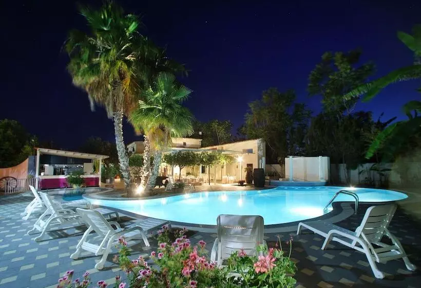 Regent Beach Hotel & Apartments