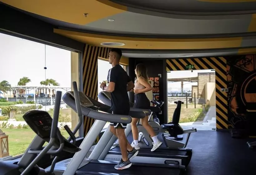 استراحتگاه Amwaj Beach Club Abu Soma