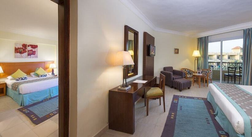 استراحتگاه Amwaj Beach Club Abu Soma