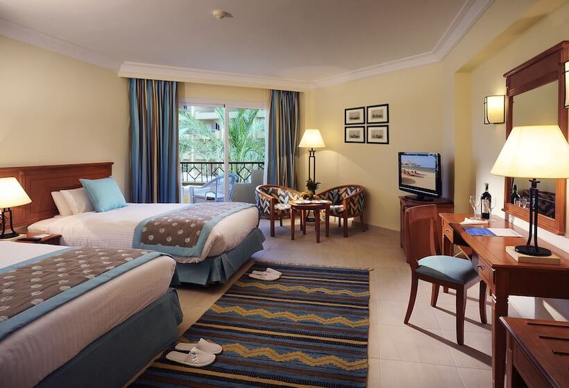 استراحتگاه Amwaj Beach Club Abu Soma